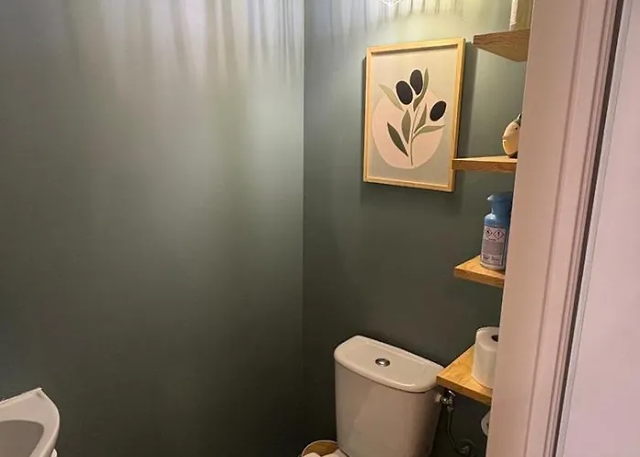 Daire Bel En Bord De Avec Piscine Lagon Et Jardin, En Securisee Antibes