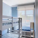 Bel En Bord De Avec Piscine Lagon Et Jardin, En Résidence Sécuriséee