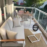 Bel En Bord De Avec Piscine Lagon Et Jardin, En Securisee Διαμέρισμα *