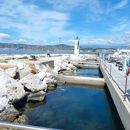 아파트 Bel En Bord De Avec Piscine Lagon Et Jardin, En Securisee *