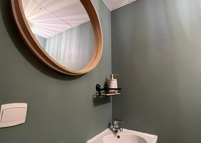 Bel En Bord De Avec Piscine Lagon Et Jardin, En Securisee Apartment *